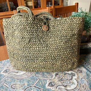 Large Woven Tote Bag with Handles and Intricate Weave jute sisal